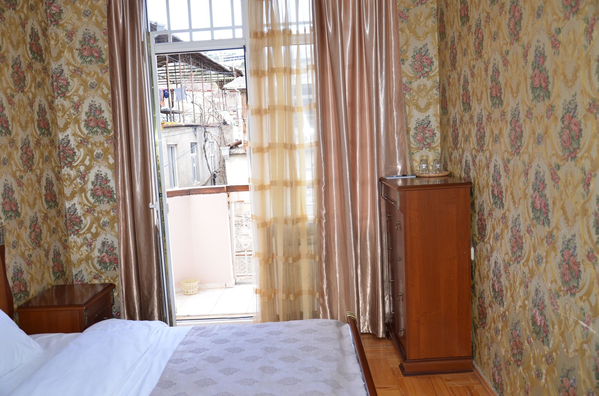 Hotel 125 Тбілісі Екстер'єр фото